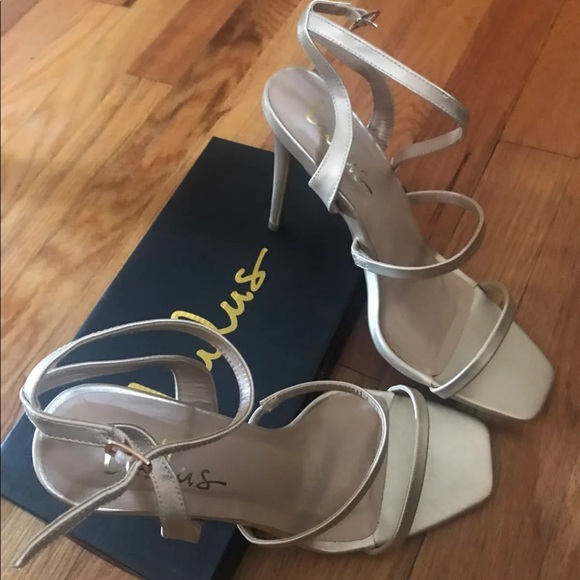 Lulus Heels - Picture 2 of 4